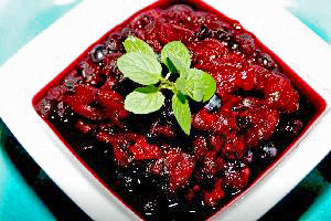 Vegan Recipes - Zesty Cranberry Sauce